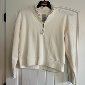 NWT Gap sweatshirt Large